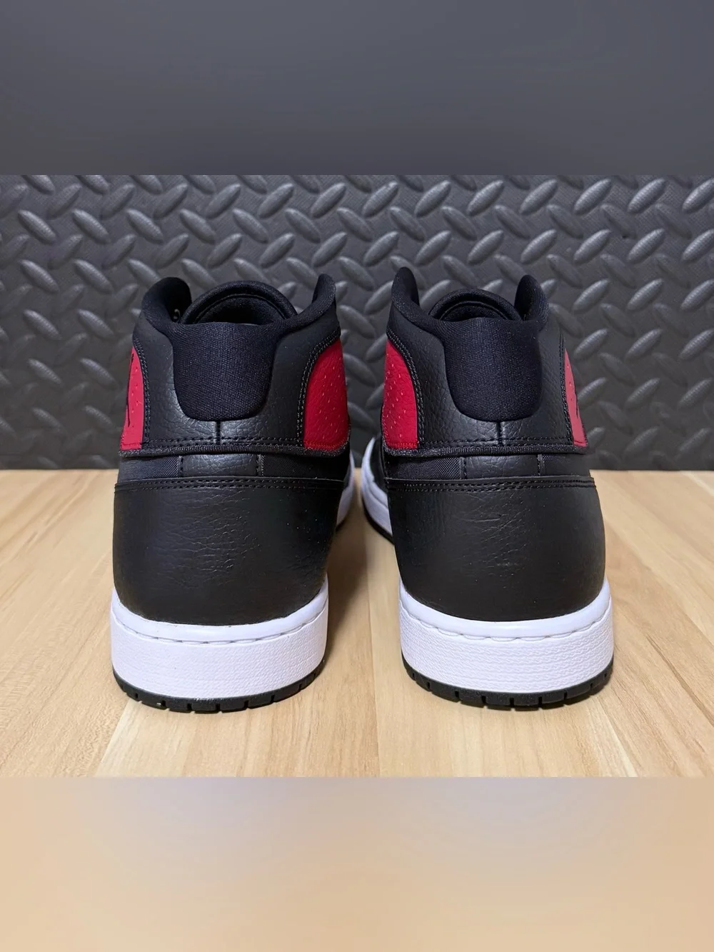 Nike Air Jordan Access Jumpman Bred Basketall Shoes AR3762-006 Mens Size 13